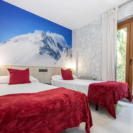 Hotel San Anton Benasque Esterno foto