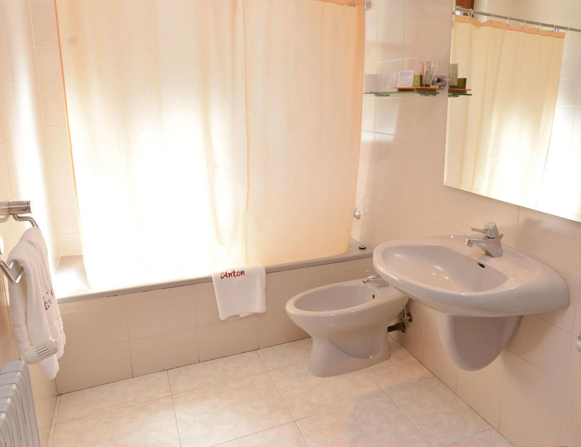 San Anton Hotel 3*